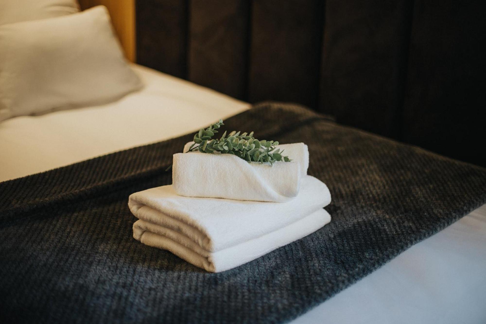 Apartamenty Heyer Lodz  Ngoại thất bức ảnh